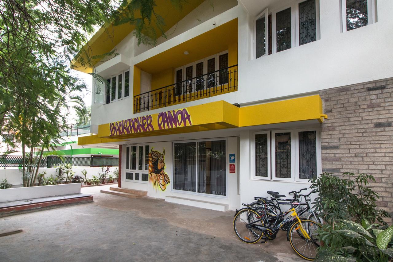 Backpacker Panda Bengaluru Hostel Екстериор снимка